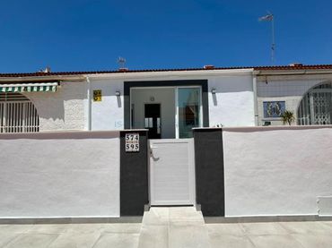 Casa amb jardí en venda a Zona Carrefour - Urbanizaciones