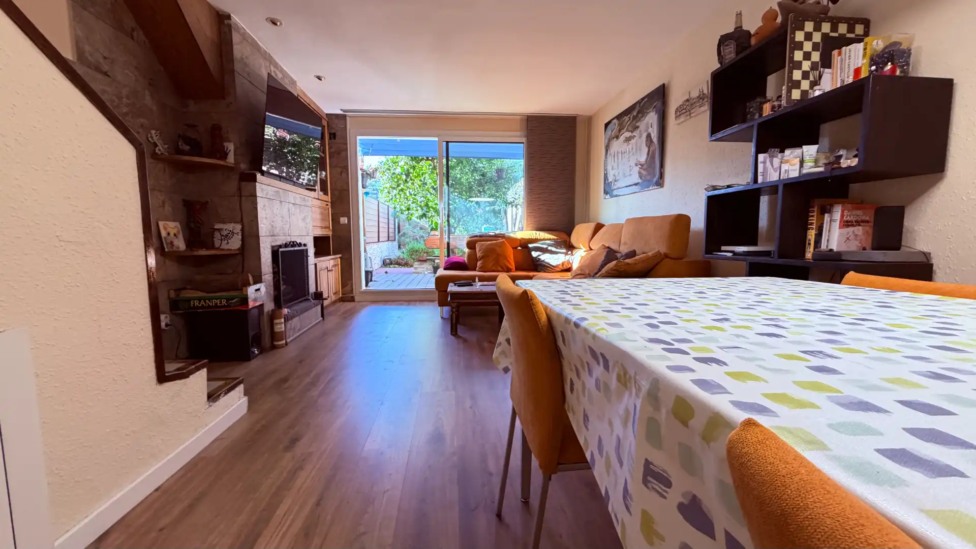 Adosado con jardín en venta en Carrer Sant Jordi, imagen 4