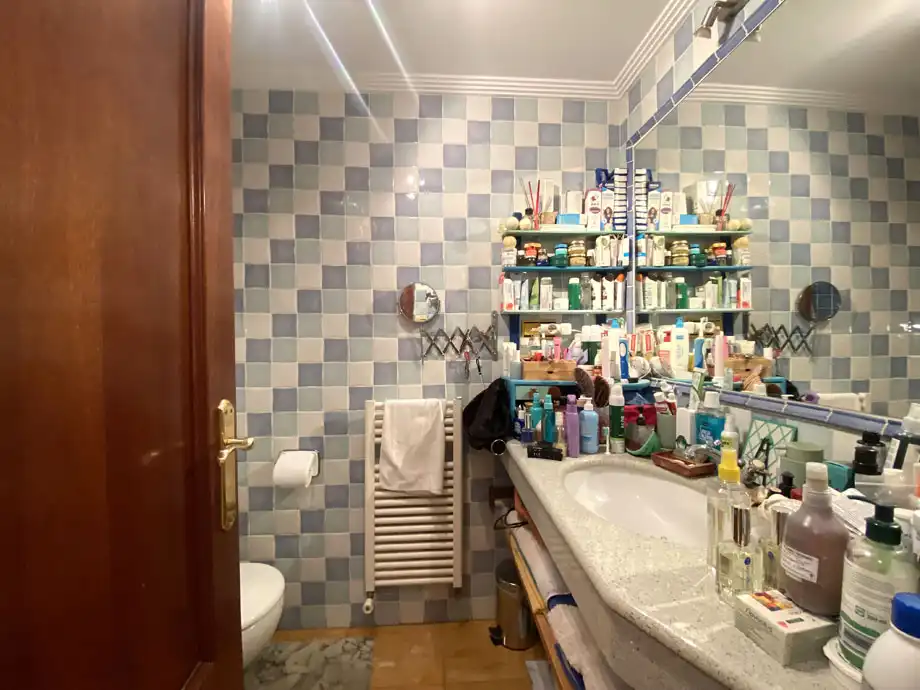 Baño de Piso en venta en Vitoria - Gasteiz con Calefacción, Trastero y Amueblado