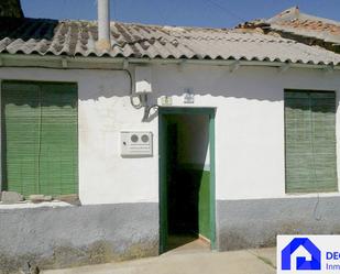 Exterior view of Country house for sale in Val de San Lorenzo