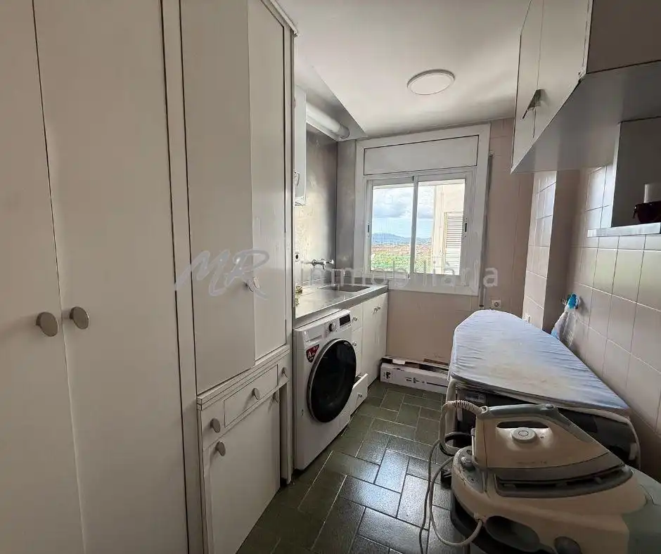 Cocina de Piso en venta en Granollers con Calefacción, Trastero y Amueblado