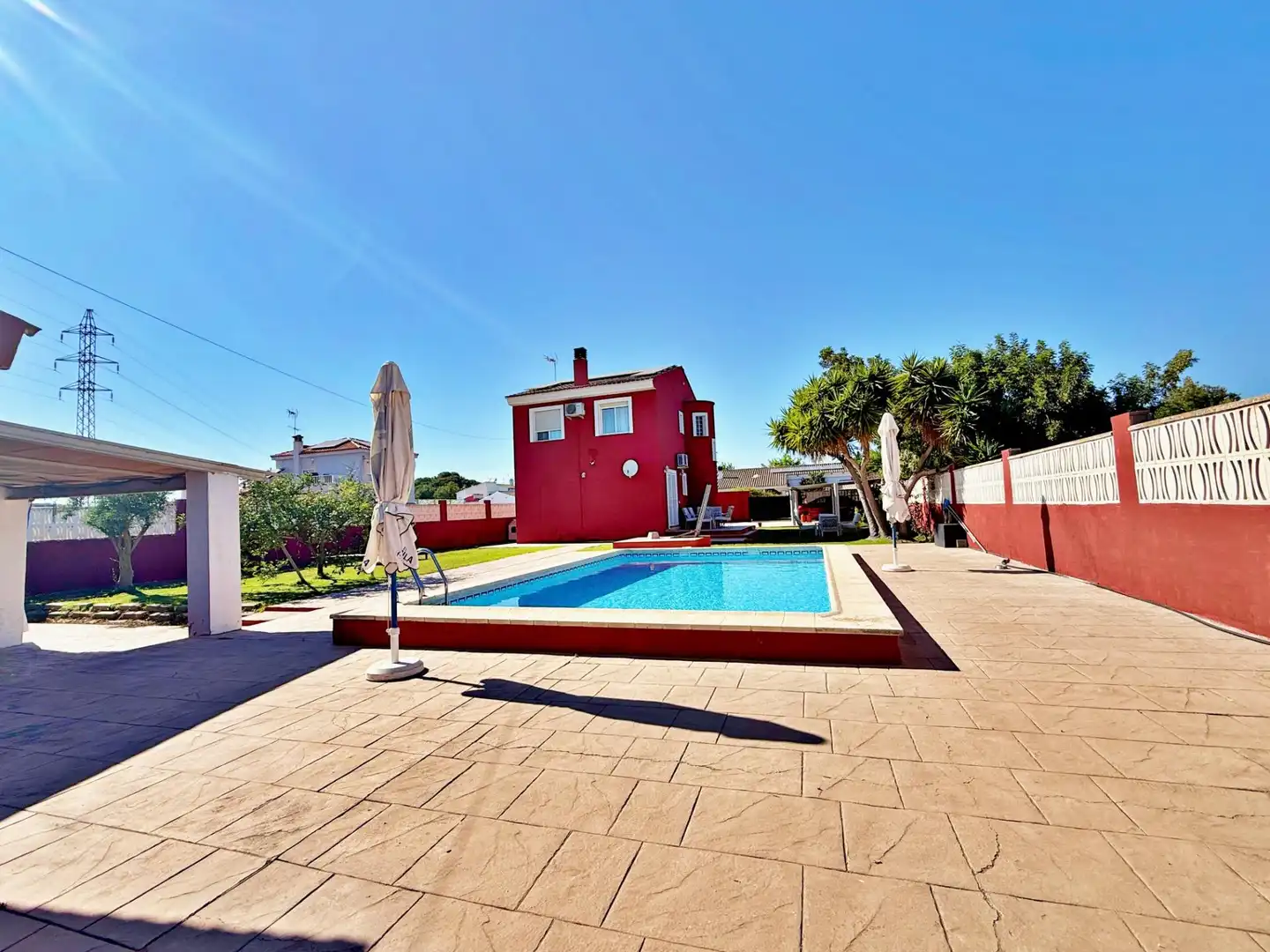 Piscina de Casa o xalet en venda en Llíria amb Aire condicionat, Calefacció i Jardí privat