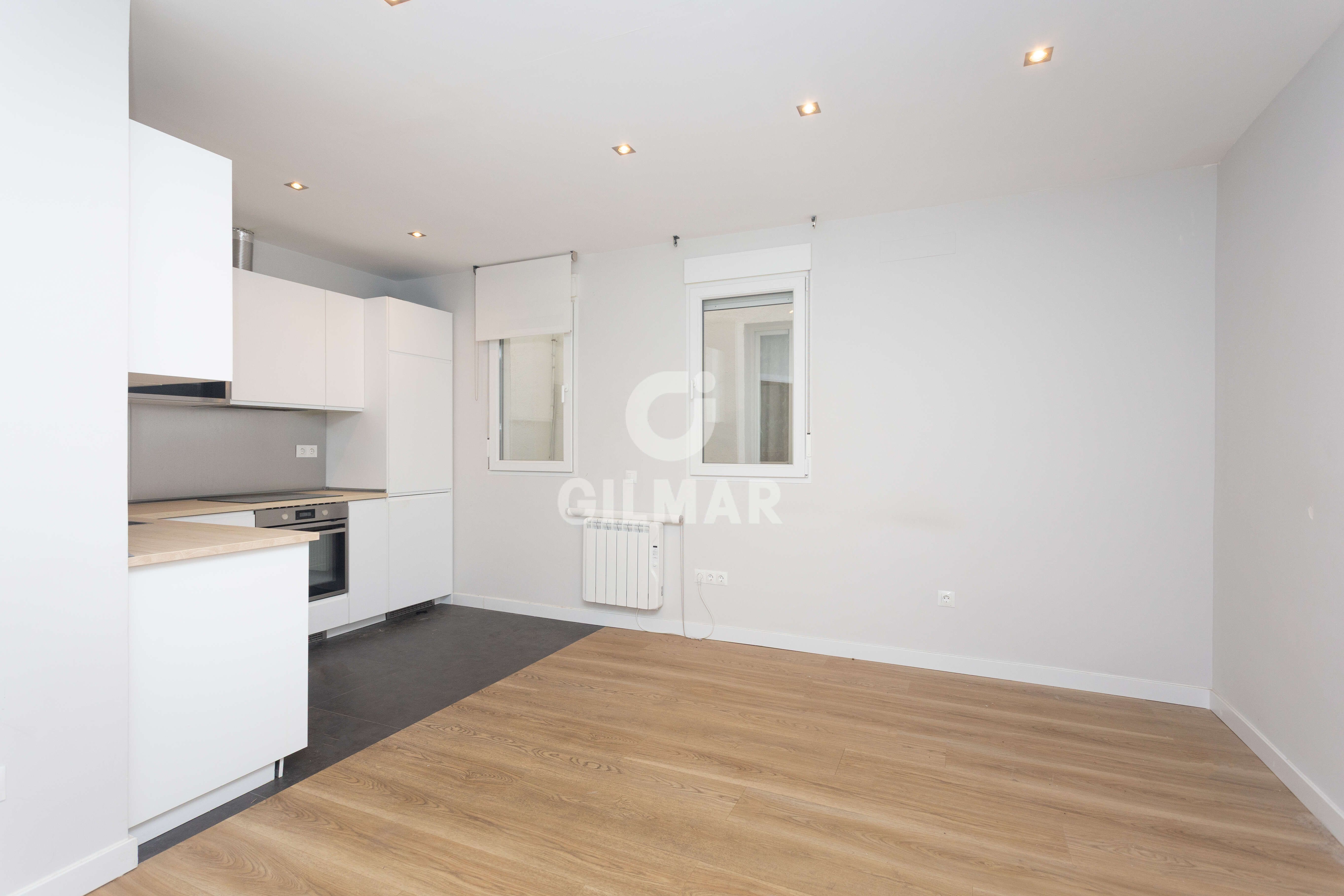 Schlafzimmer von Wohnung zum Verkauf in  Madrid Capital mit Heizung