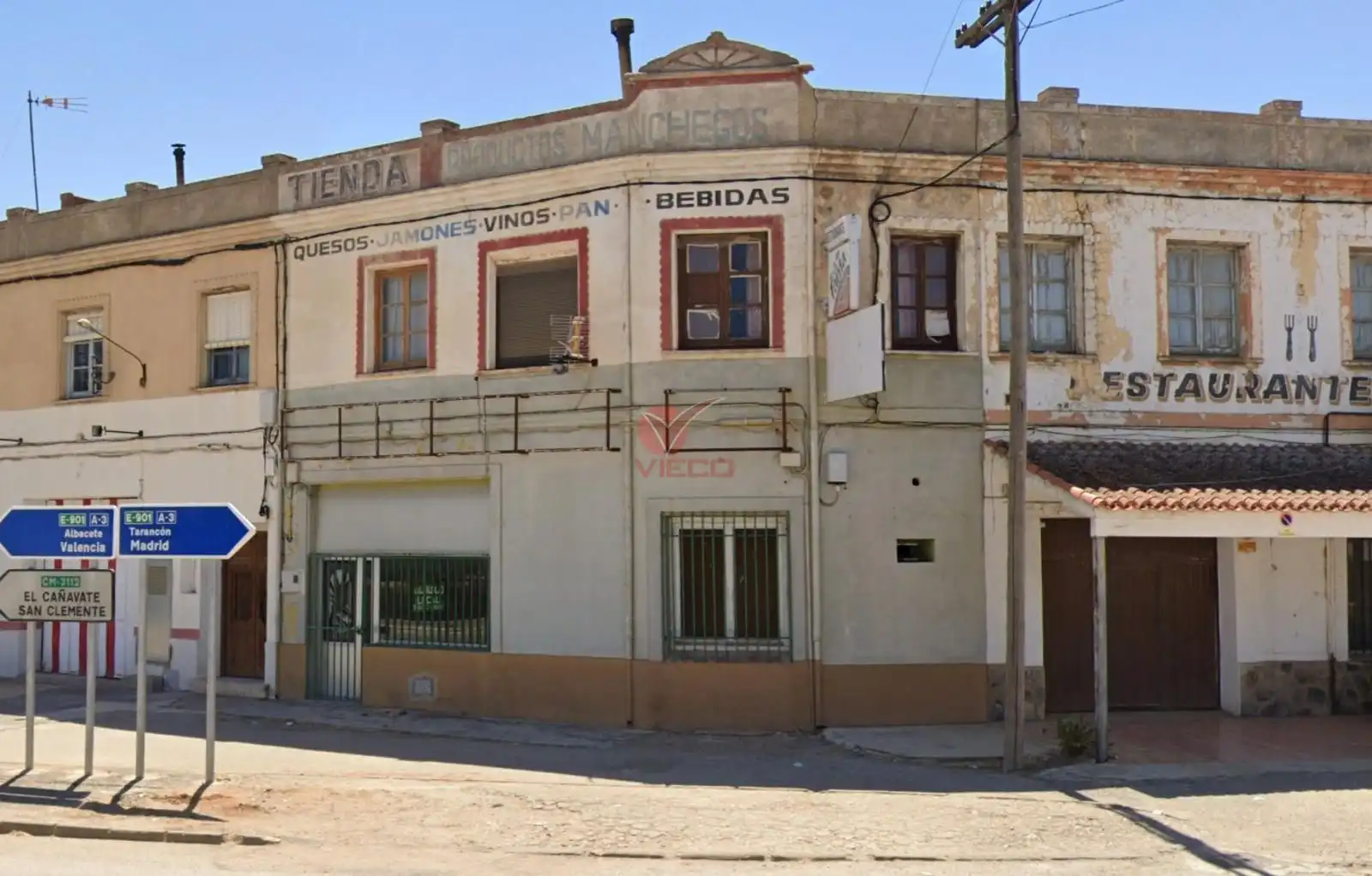 Vista exterior de Casa o xalet en venda en Honrubia amb Jardí privat