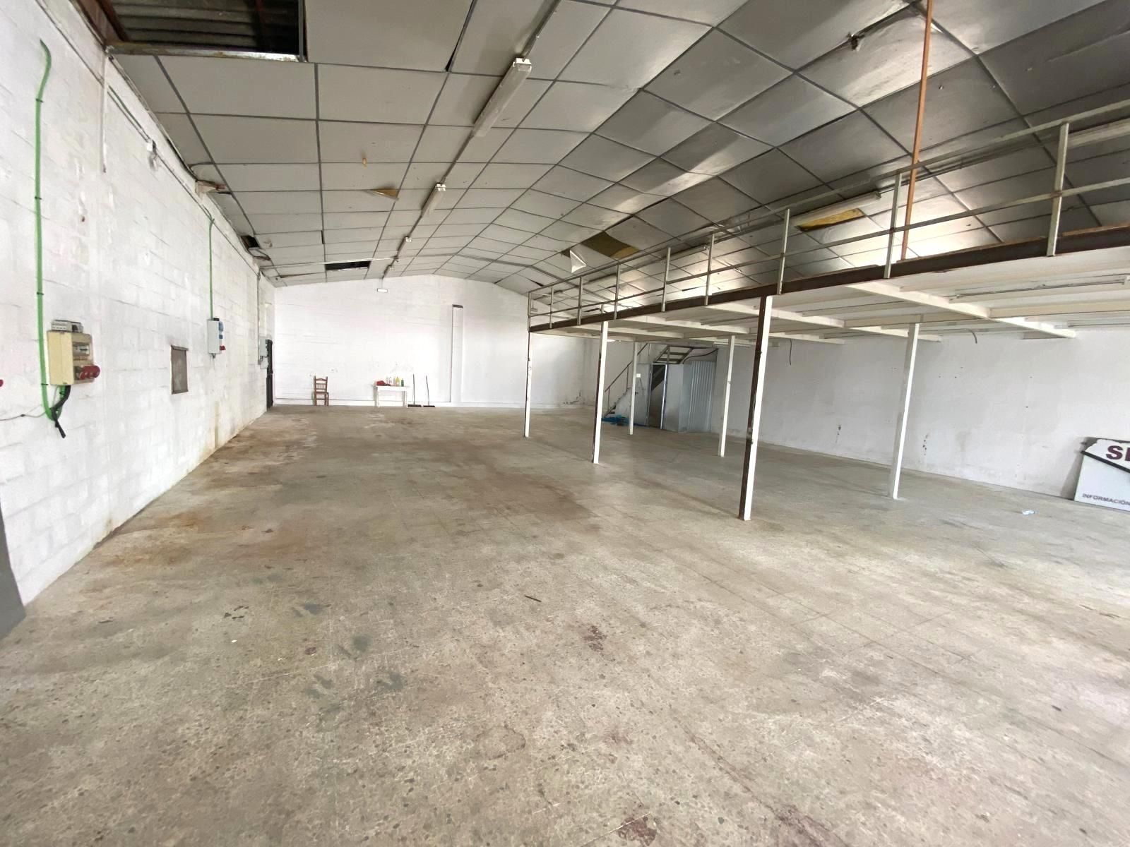Industrial buildings for sale in Barbate