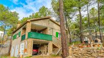 Vista exterior de Casa o xalet en venda en Santa María de la Alameda amb Piscina