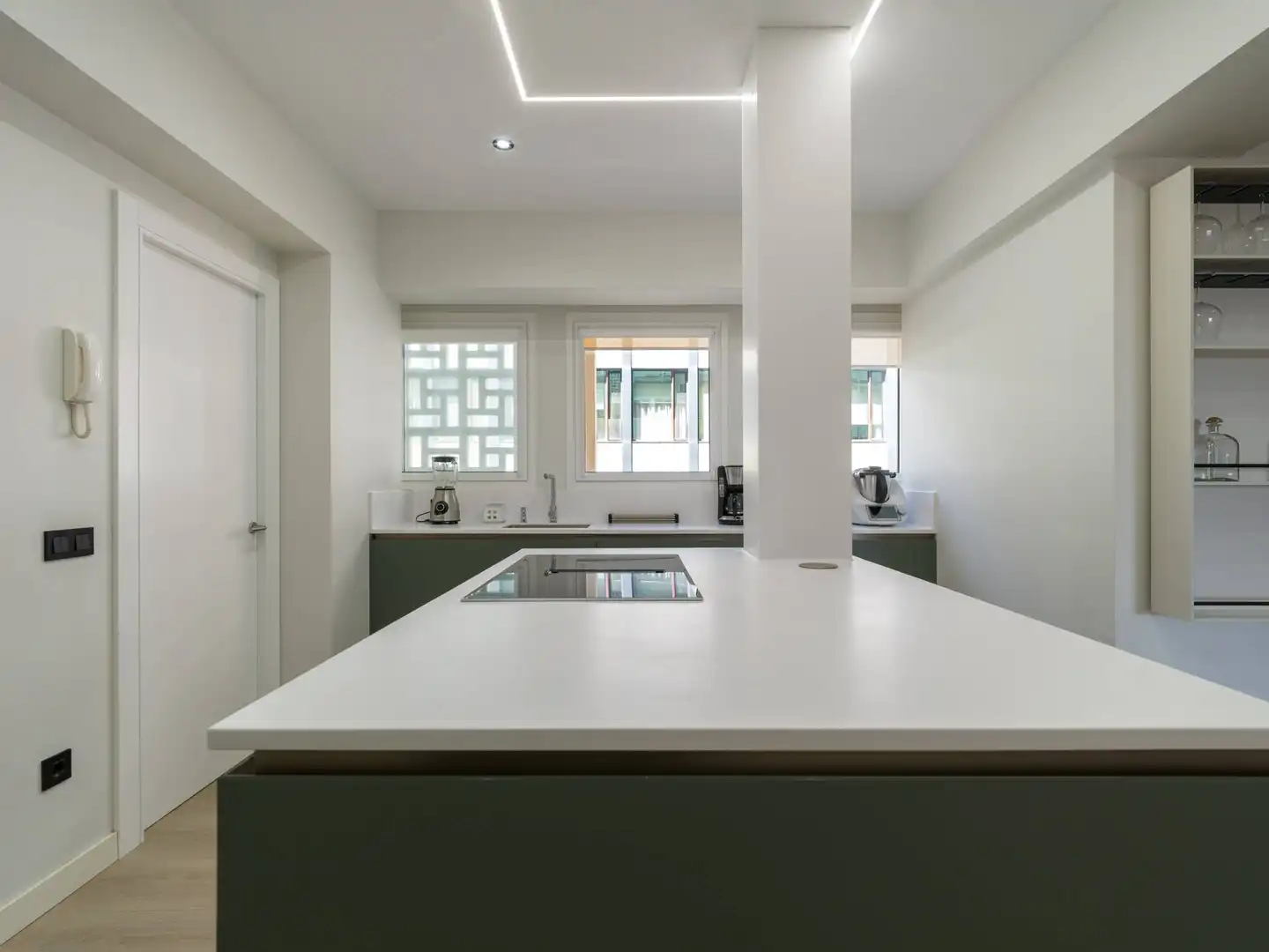 Kitchen of Flat for sale in Las Palmas de Gran Canaria  with Air Conditioner, Heating and Terrace