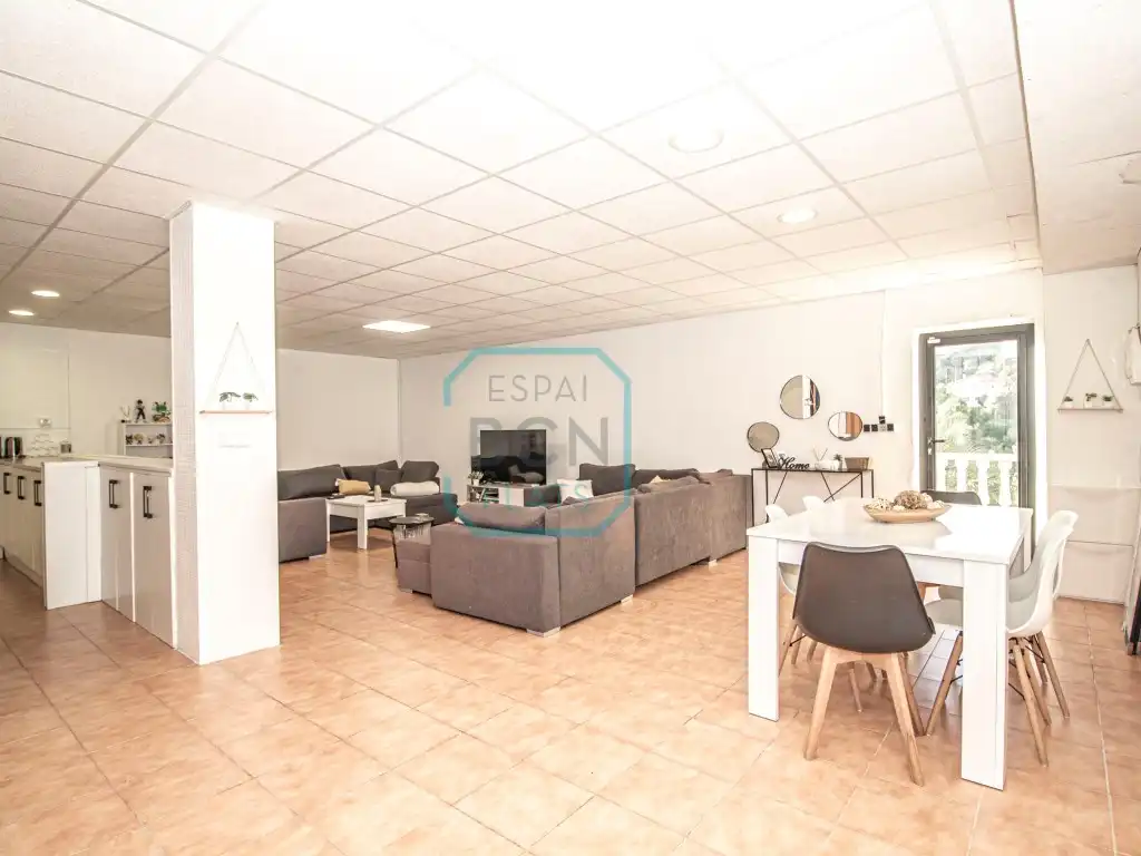 Wohnzimmer von Haus oder Chalet zum Verkauf in Calafell mit Klimaanlage, Schwimmbad und Balkon