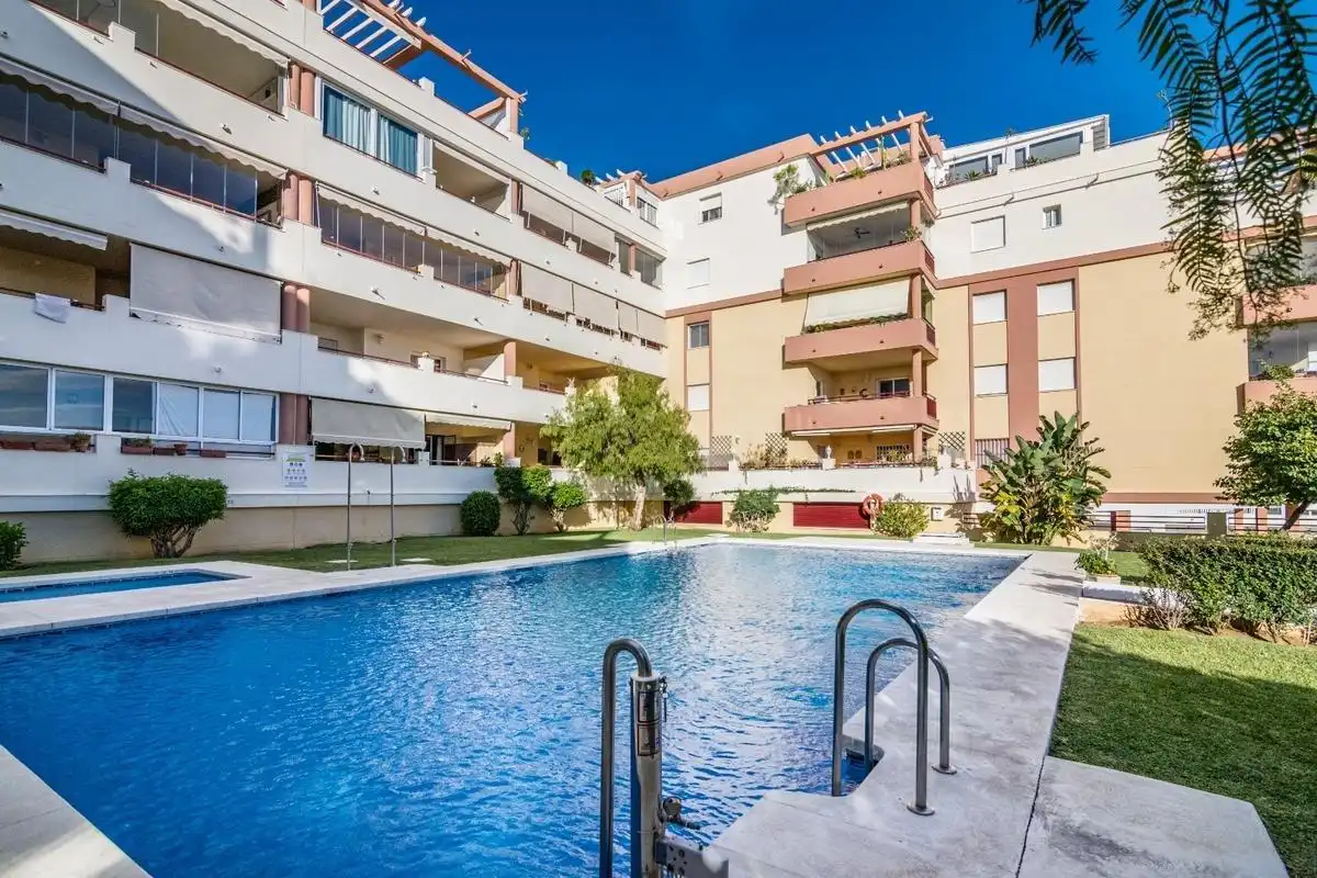 Pis amb piscina en venda a Torrequebrada, imagen 28