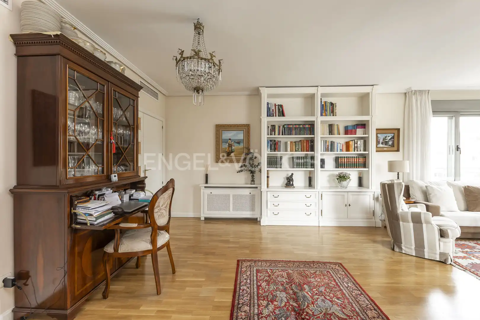 Wohnzimmer von Maisonette zur Miete in La Moraleja mit Klimaanlage, Heizung und Privatgarten
