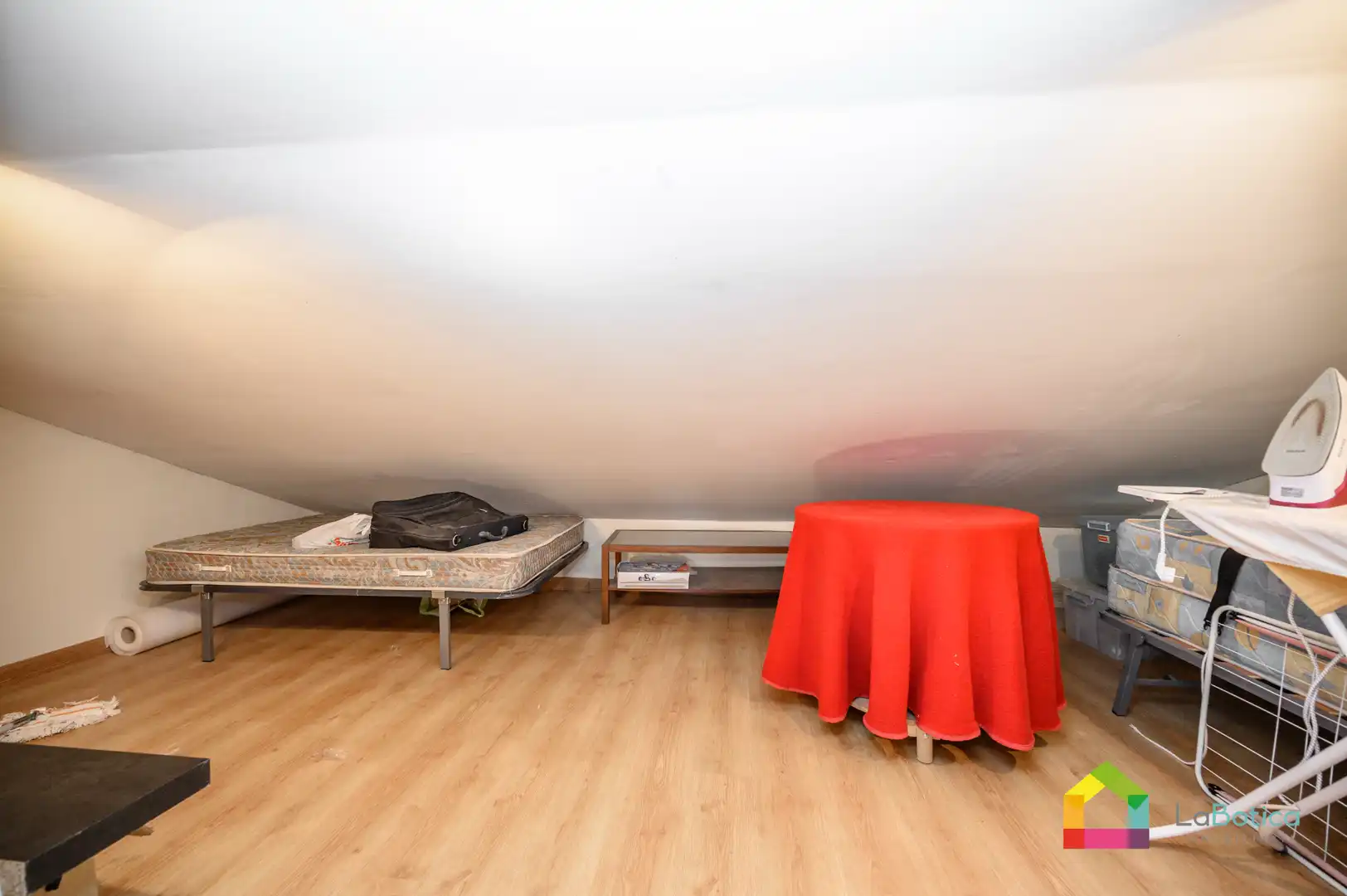 Detached homes for sale in Esquivias  with Air Conditioner, Heating and Balcony