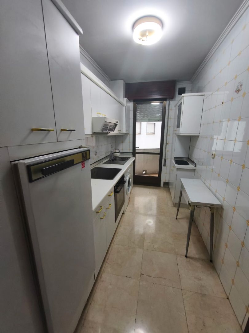 Kitchen of Flat for sale in Ourense Capital   with Heating, Parquet flooring and Storage room