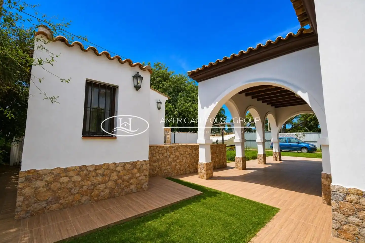 Terrassa de Casa o xalet en venda en Chiclana de la Frontera amb Jardí privat, Traster i Piscina