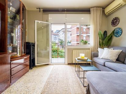 Living room of Flat for sale in Montgat  with Terrace and Balcony