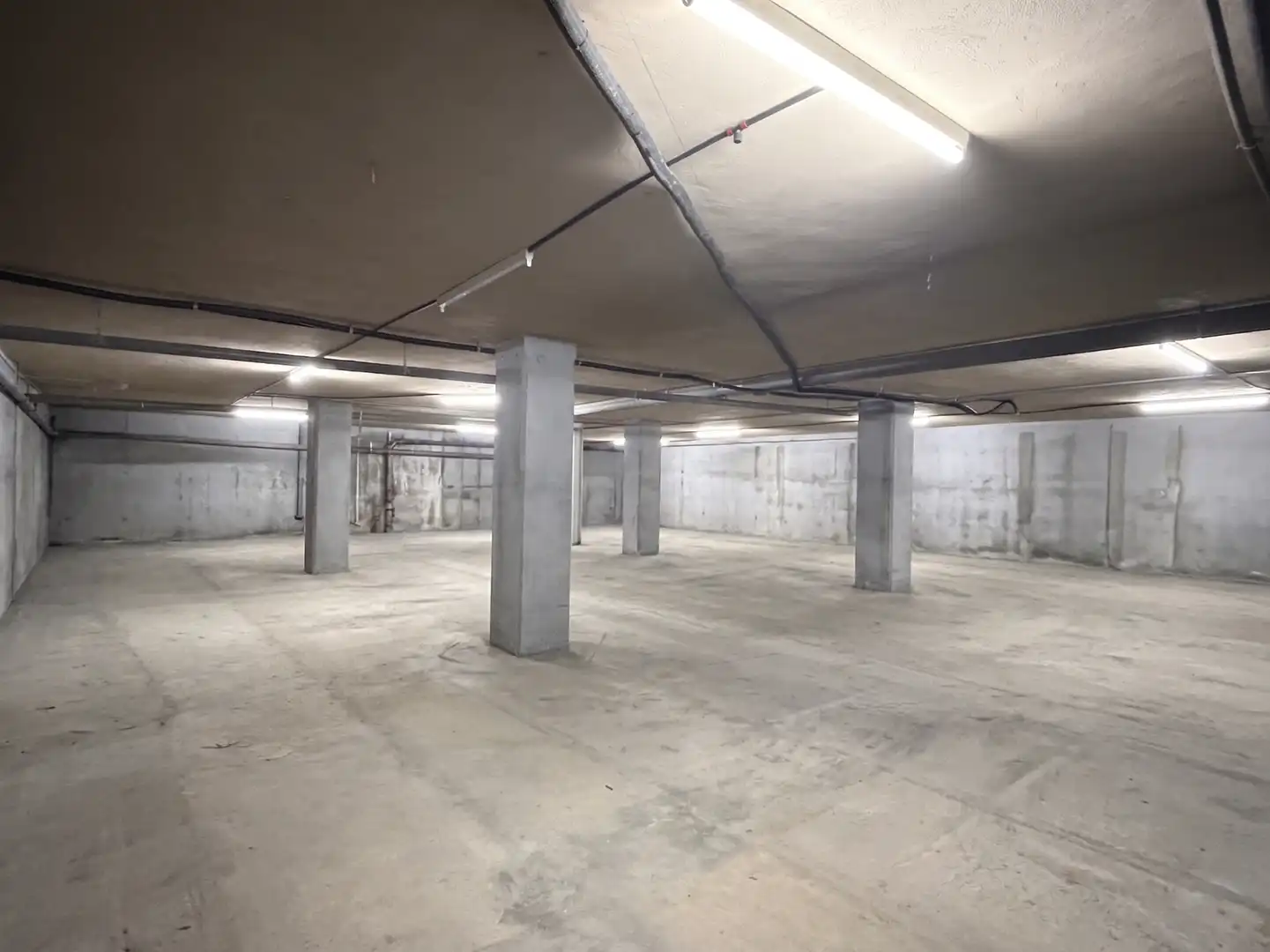 Business premises for sale in Calle José María Martínez Cachero 31, imagen 18