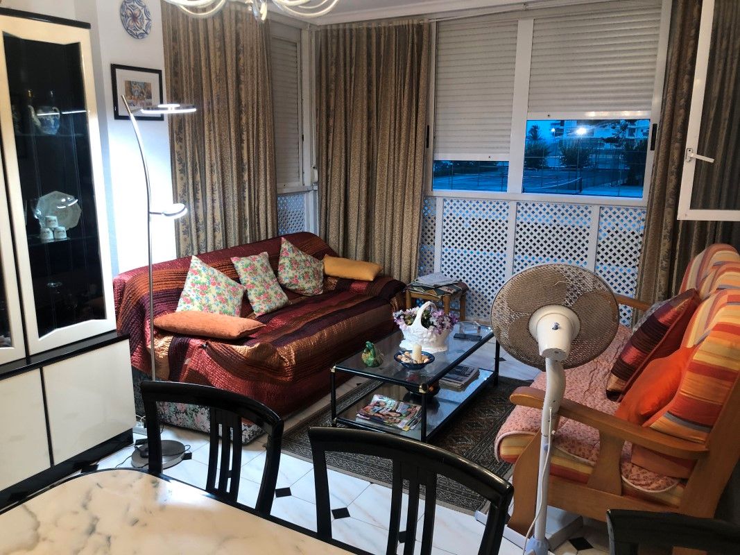 Sala d'estar de Apartament en venda en Gandia amb Moblat