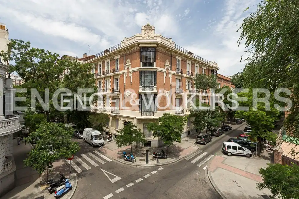 Exterior view of Flat for sale in Madrid  with Air Conditioner, Heating and Terrace