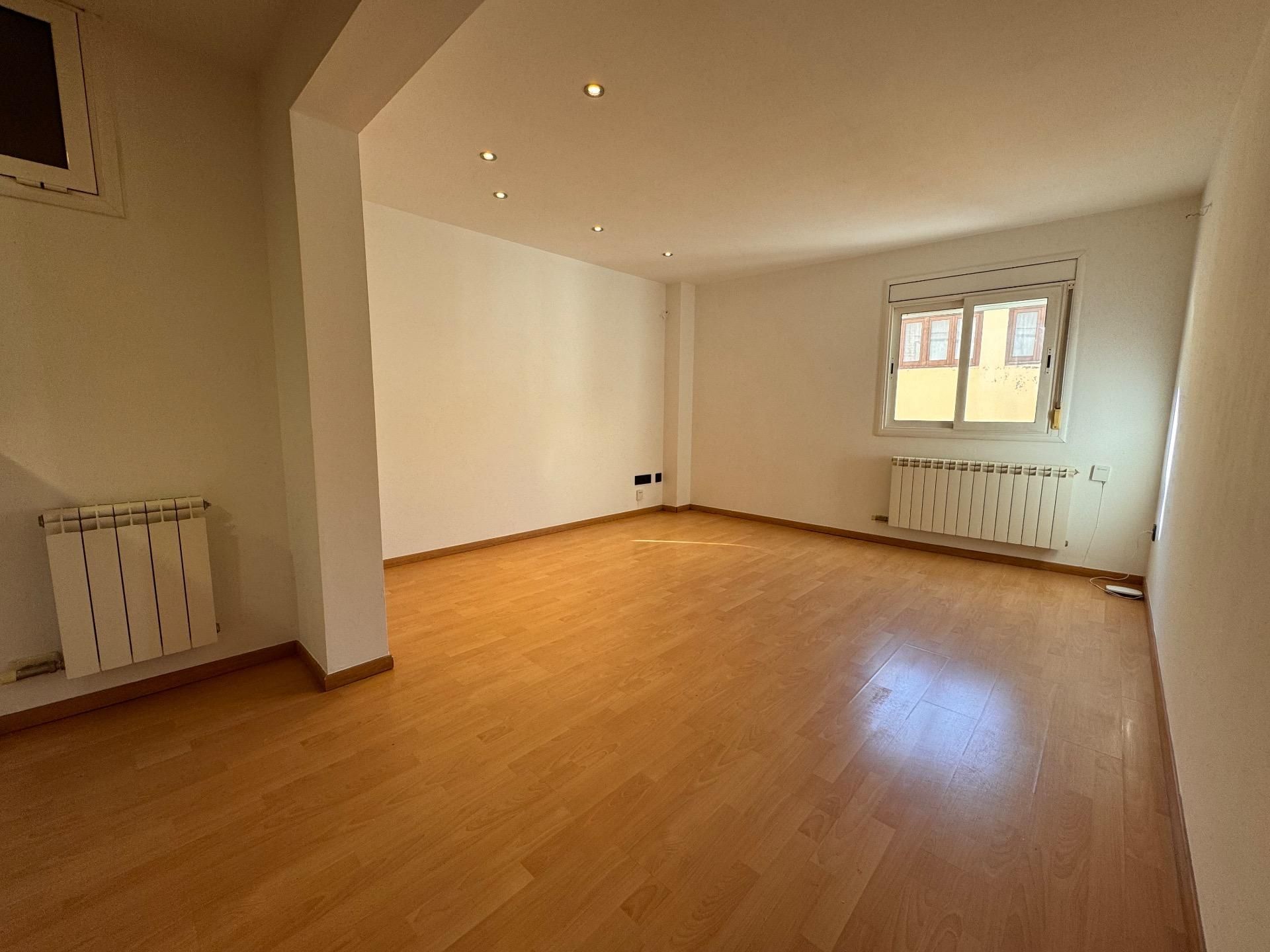 Living room of Flat for sale in Sant Joan de Vilatorrada  with Parquet flooring