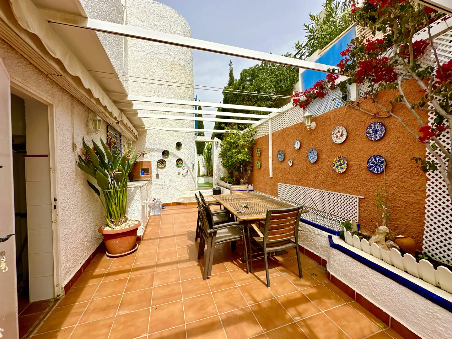 Houses for sale in Calle Montemar, San José