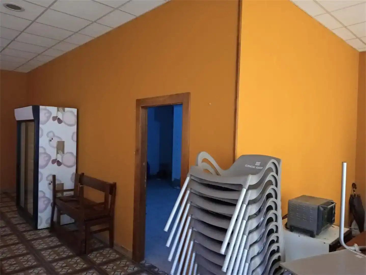 Planta baja en venta en Ribeira