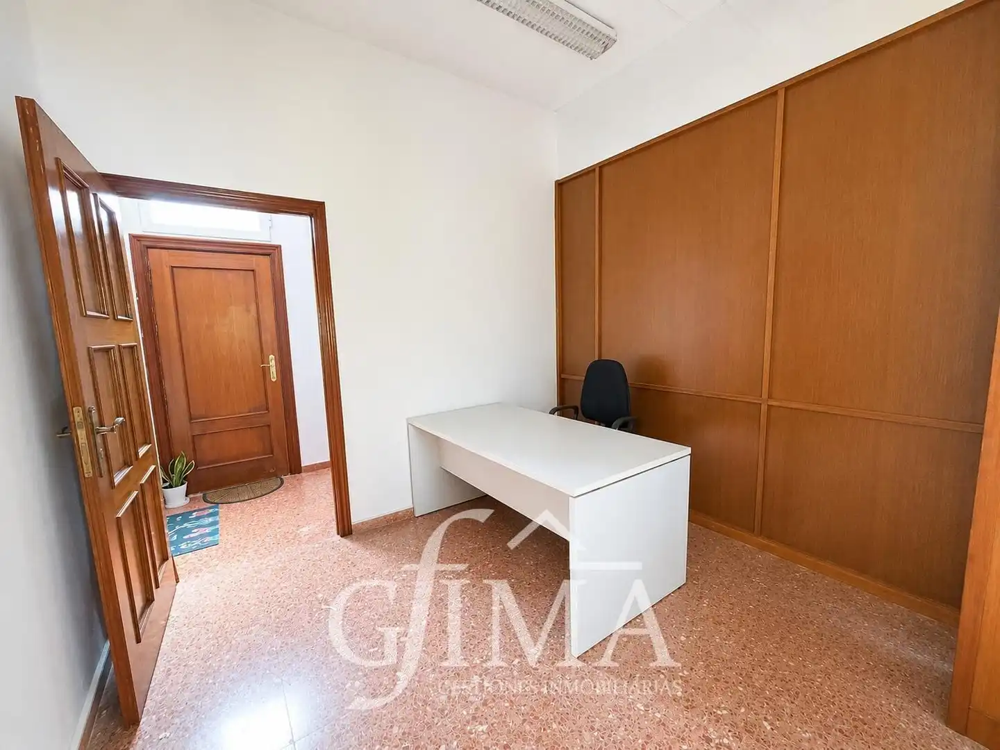 Local comercial de lloguer a Calle de Don Víctor Peñasco, imagen 5