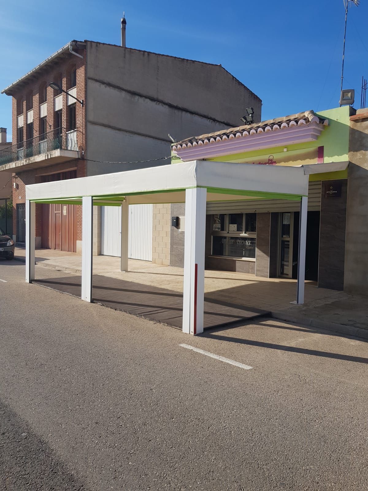 Premises for sale in Polinyà de Xúquer  with Air Conditioner and Terrace