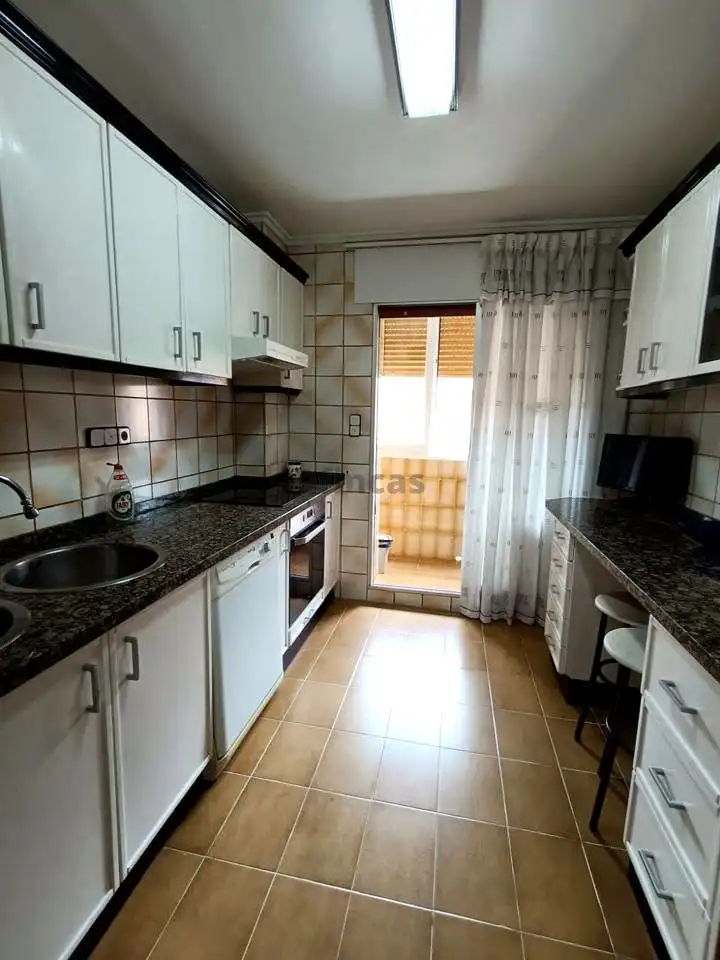 Küche von Wohnung zur Miete in Teruel mit Heizung, Terrasse und Möbliert