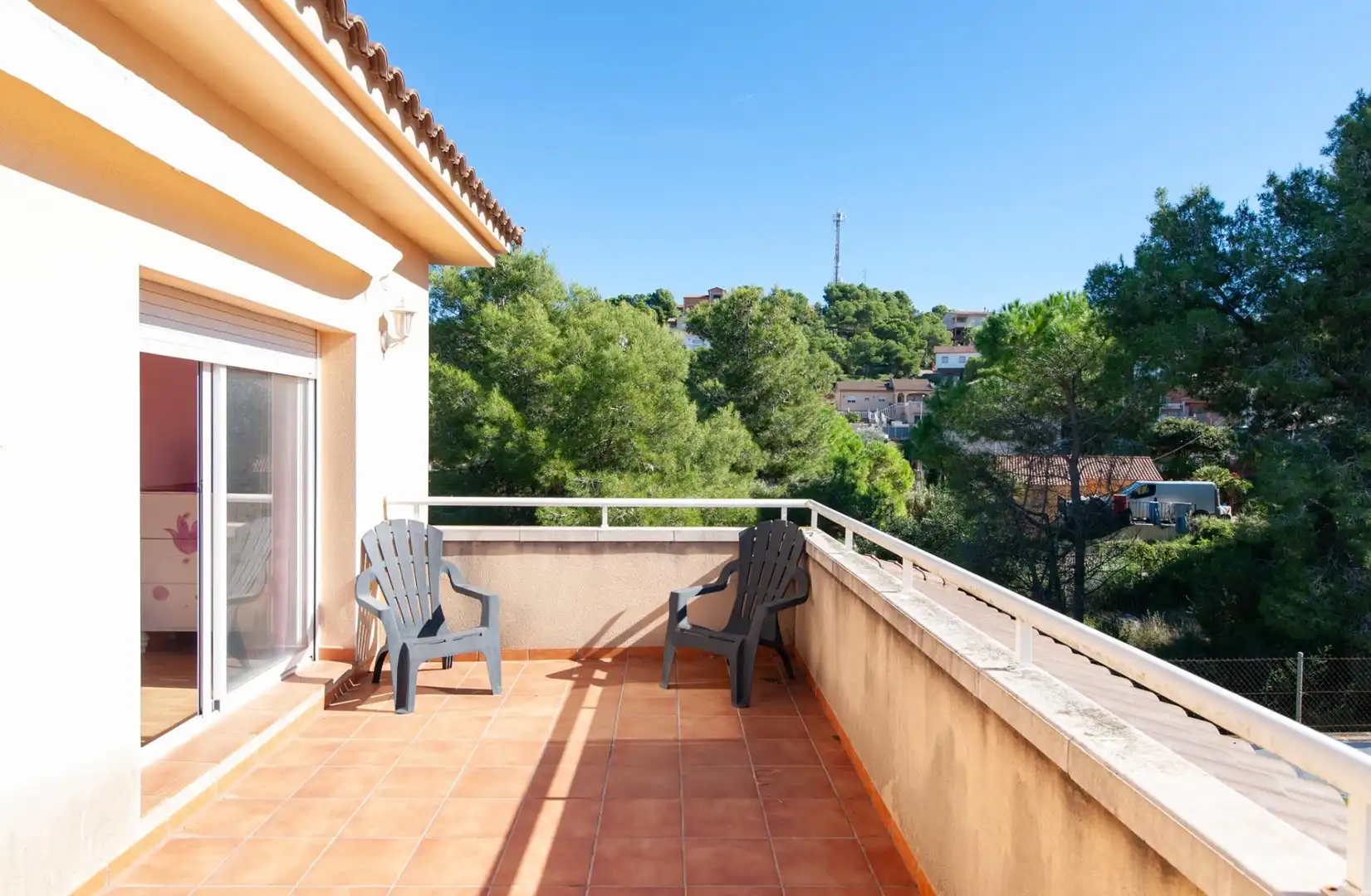 Casa amb terrassa en venda a Calle del Pintor Dalí, imagen 4