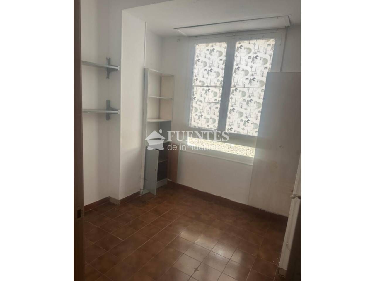 Pis en venda a Calle Crevillente, Carolinas Bajas