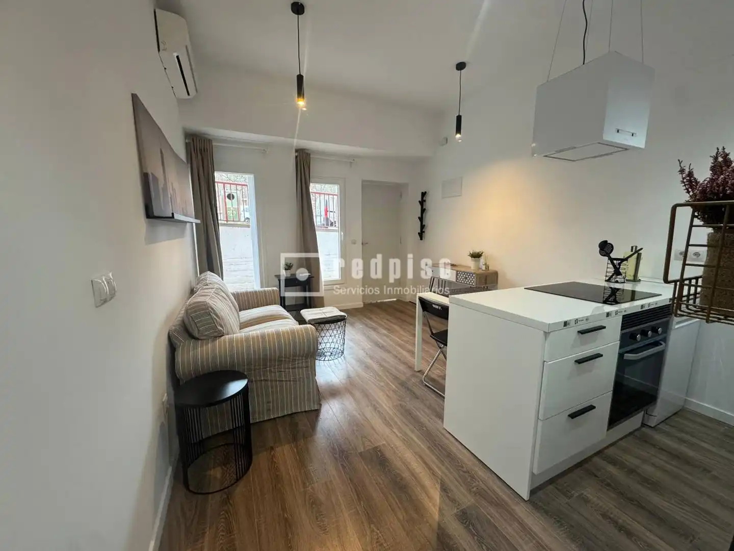 Living room of Study for sale in Tres Cantos  with Air Conditioner, Heating and Furnished