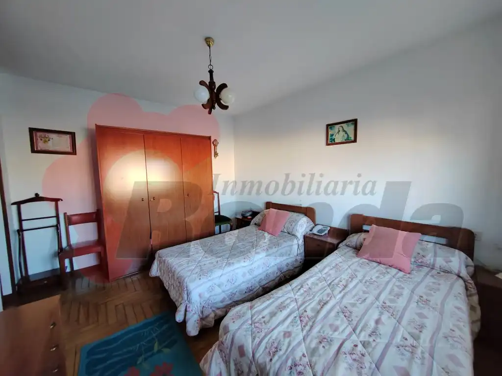 Flat for sale in A Milagrosa