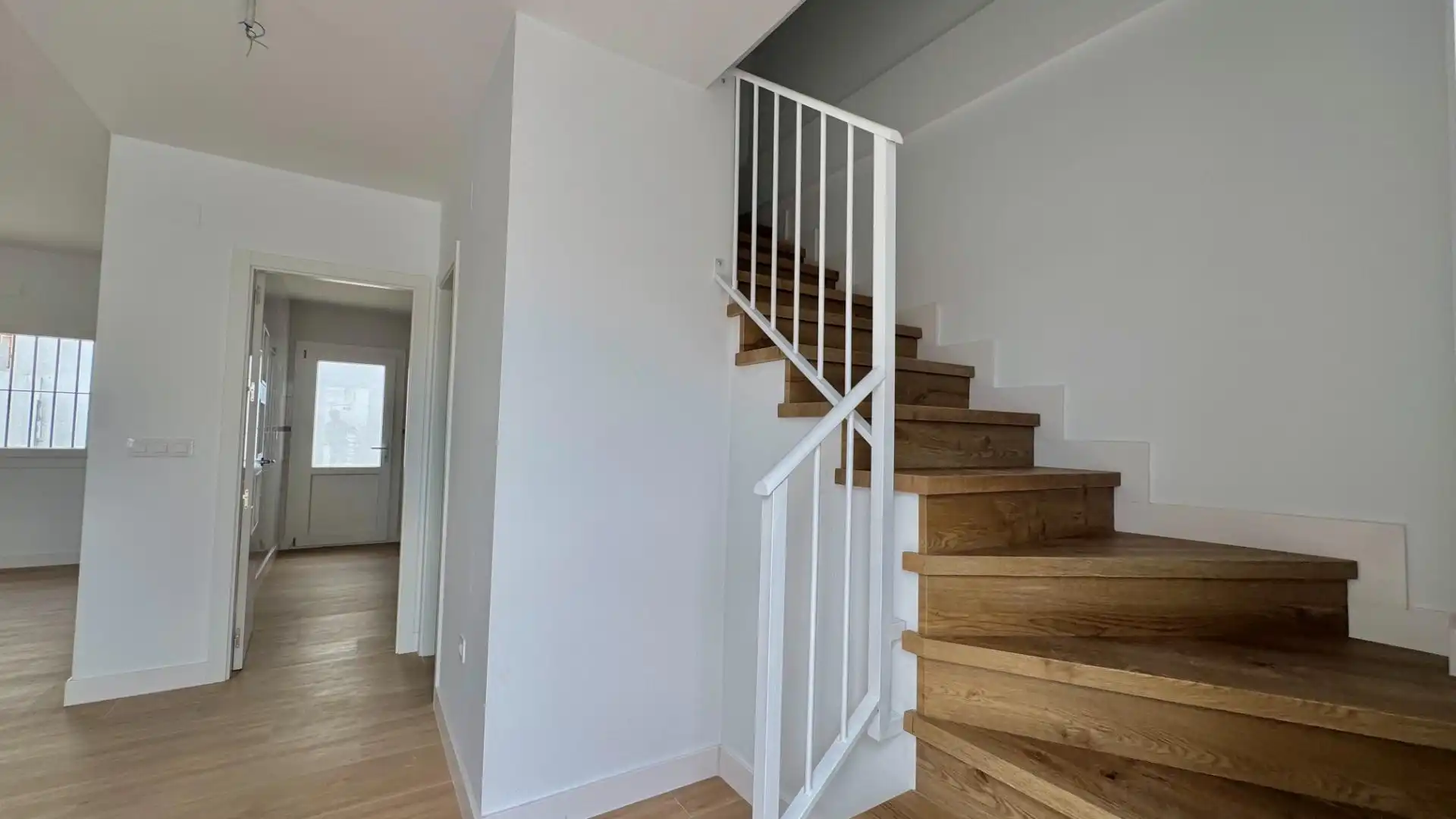 Casa adosada en venta en Campillos con Jardín privado y Terraza