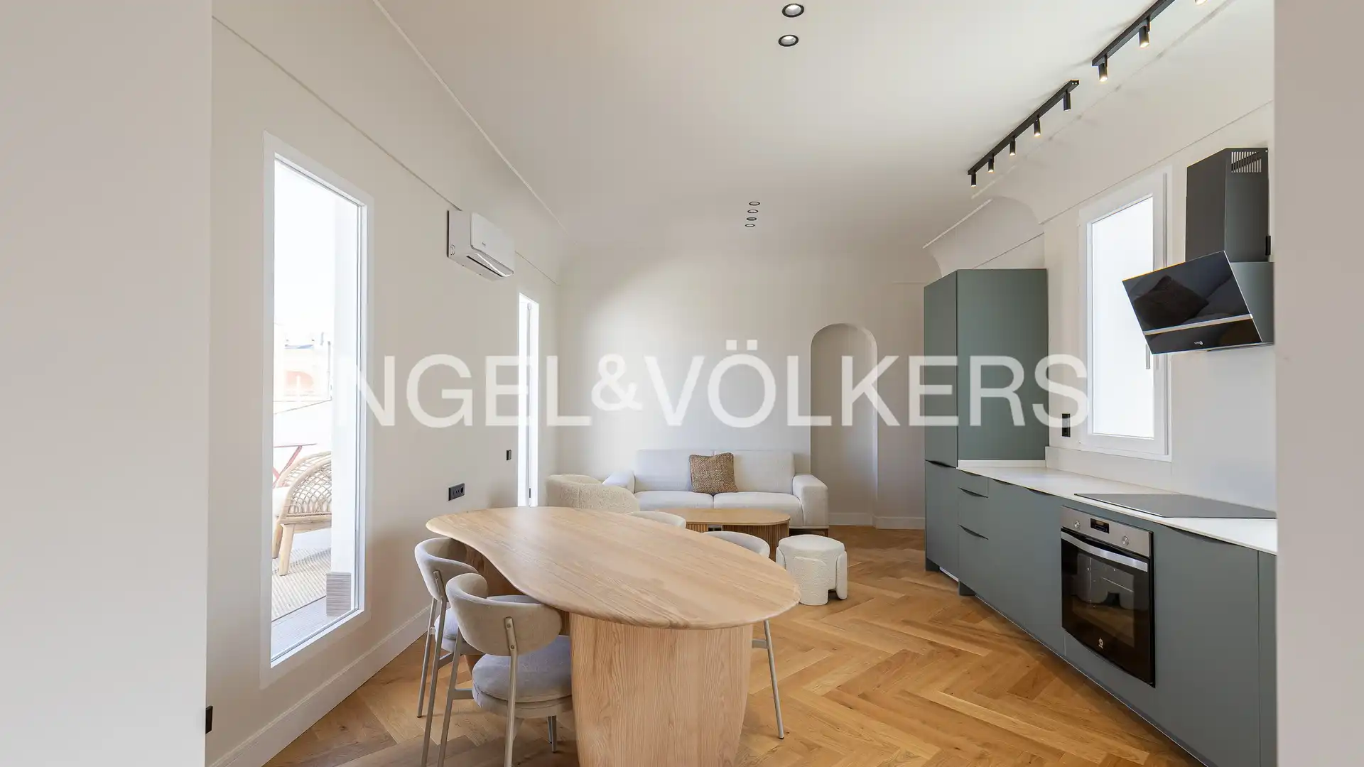 Cuina de Àtic en venda en  Madrid Capital amb Aire condicionat, Calefacció i Terrassa