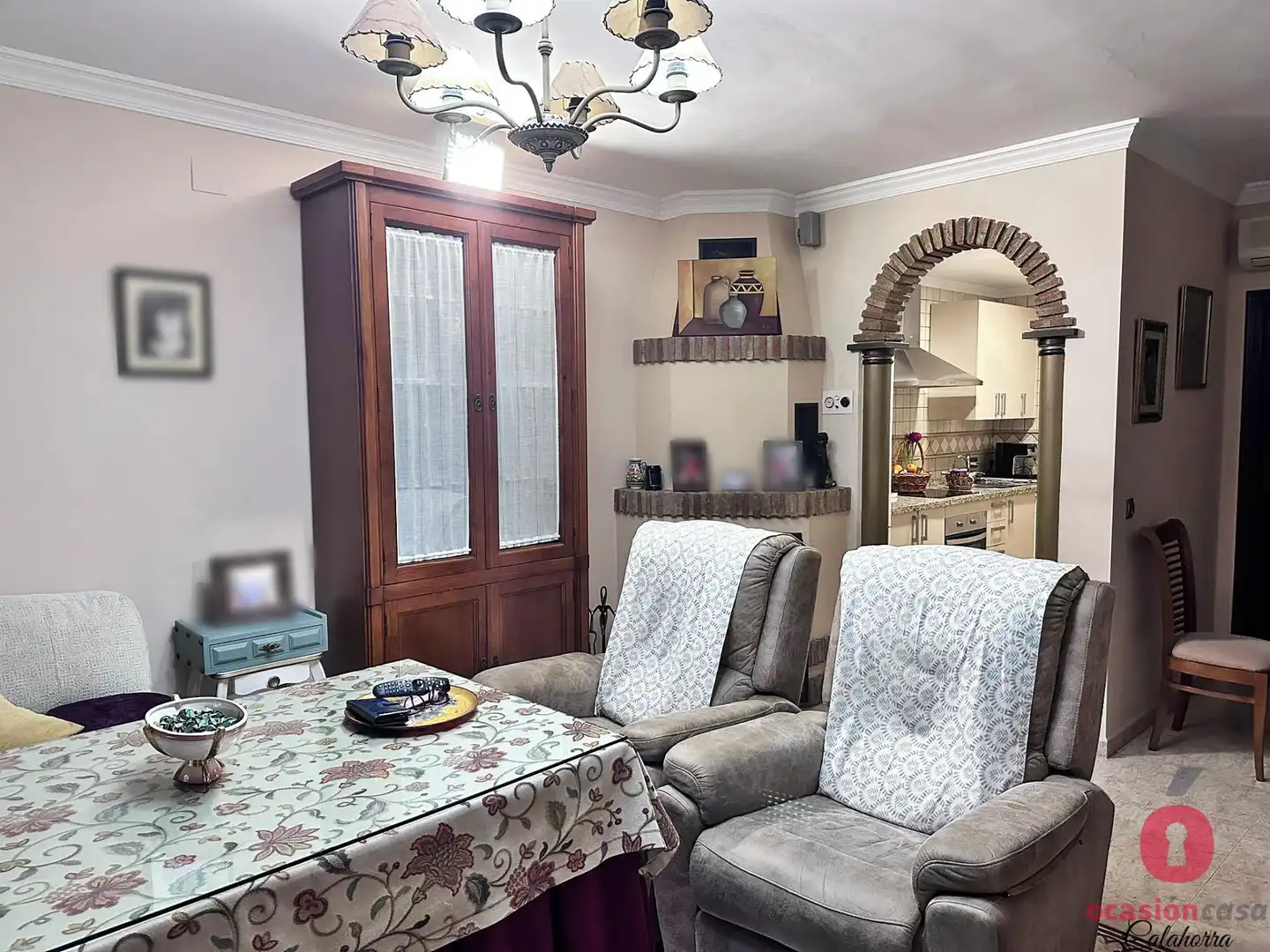 Menjador de Casa o xalet en venda en Córdoba amb Aire condicionat, Jardí privat i Terrassa