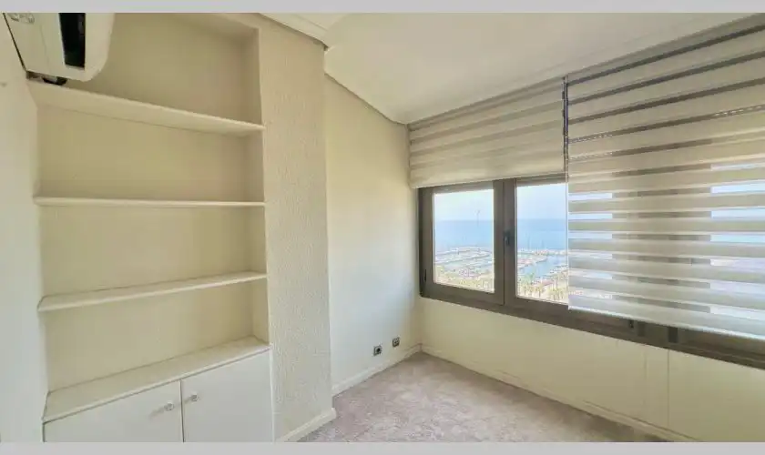 Habitación de Ático en venta en Almería con Aire acondicionado, Calefacción y Terraza