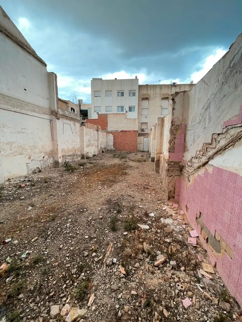 Terreny residencial en venda a Avenida Santa Ana 11, imagen 2