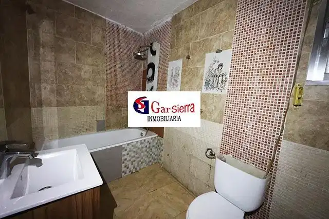 Bany de Pis en venda en Madrid amb Calefacció