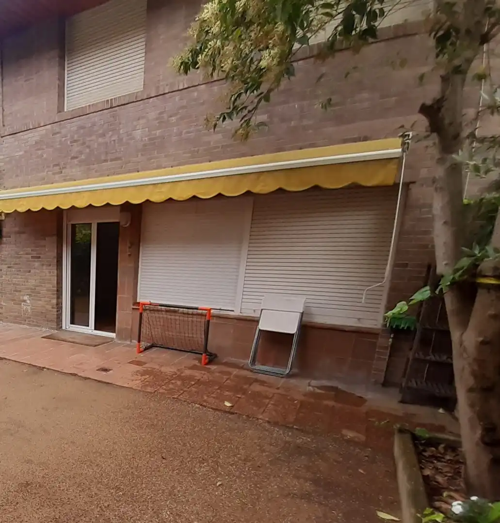 Einfamilien-Reihenhaus zum Verkauf in Sant Cugat del Vallès mit Heizung und Terrasse