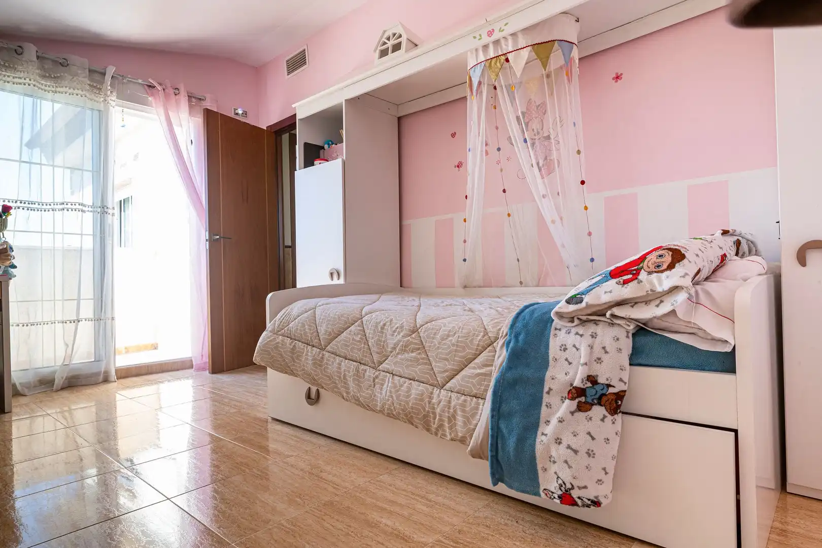 Dormitori de Casa o xalet en venda en La Guardia de Jaén amb Terrassa