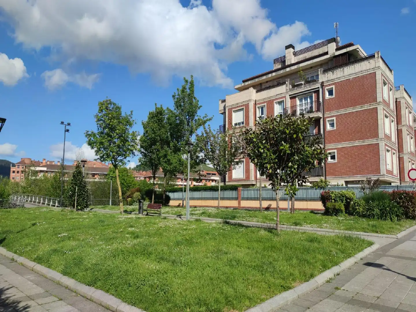 Garage for sale in Amorebieta-Etxano, Bizkaia