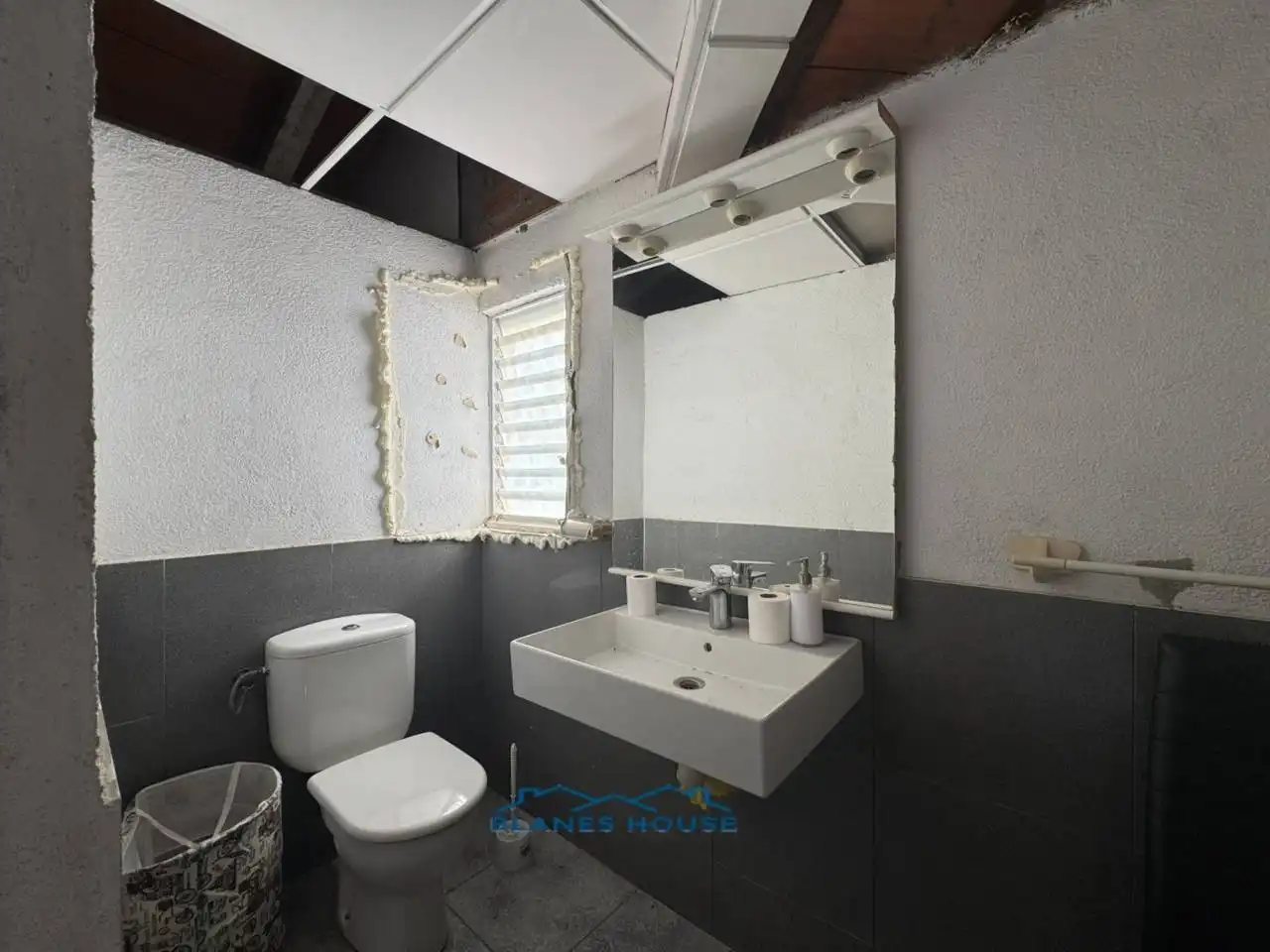 Casa con piscina en venta en Avenida Argimont 0, imagen 19