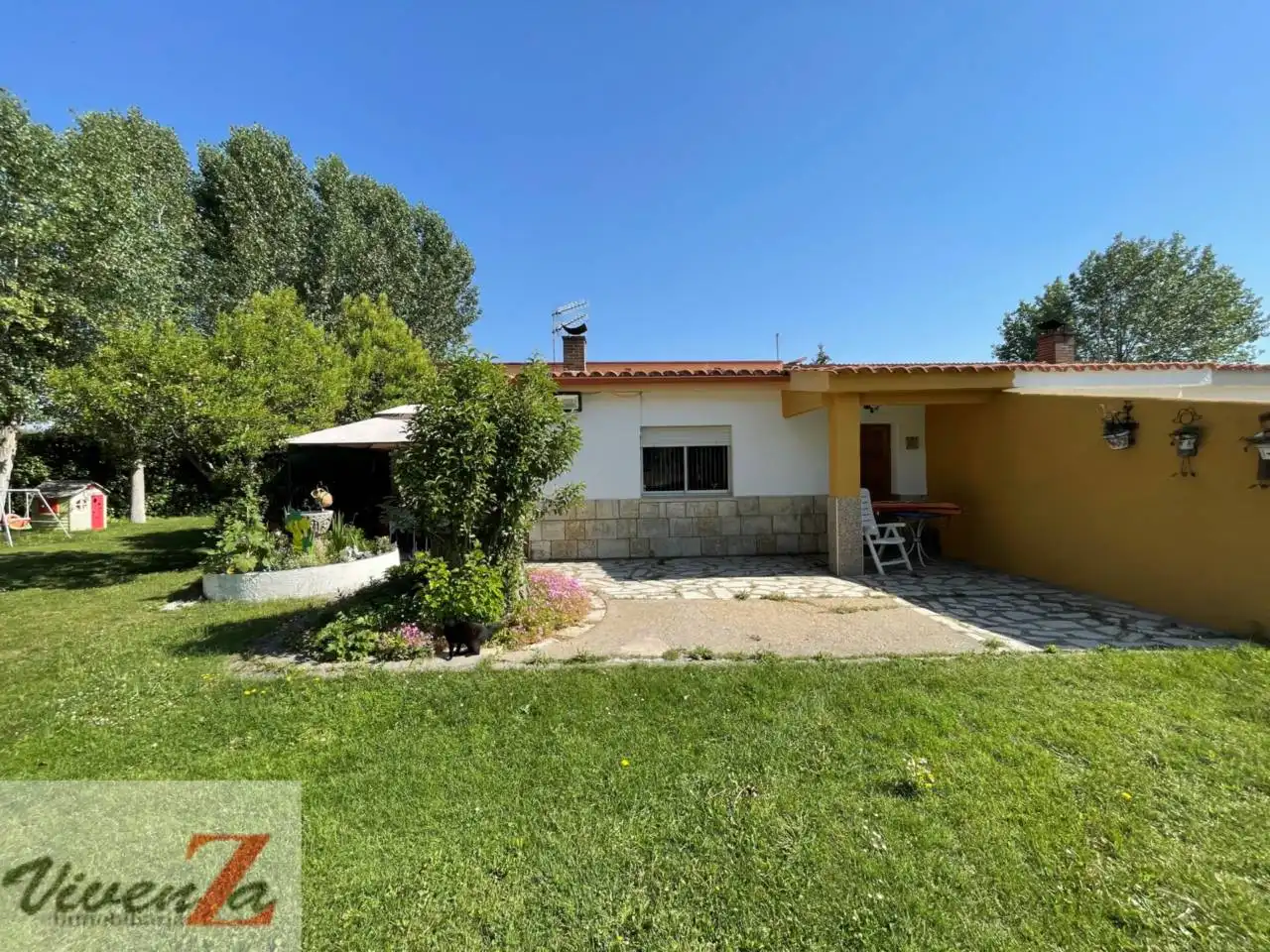 Jardín de Casa o chalet en venta en Zamora Capital  con Calefacción y Jardín privado