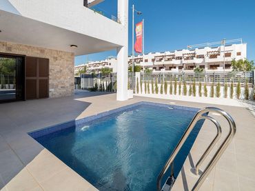 Detached house with pool for sale in San Juan de los Terreros