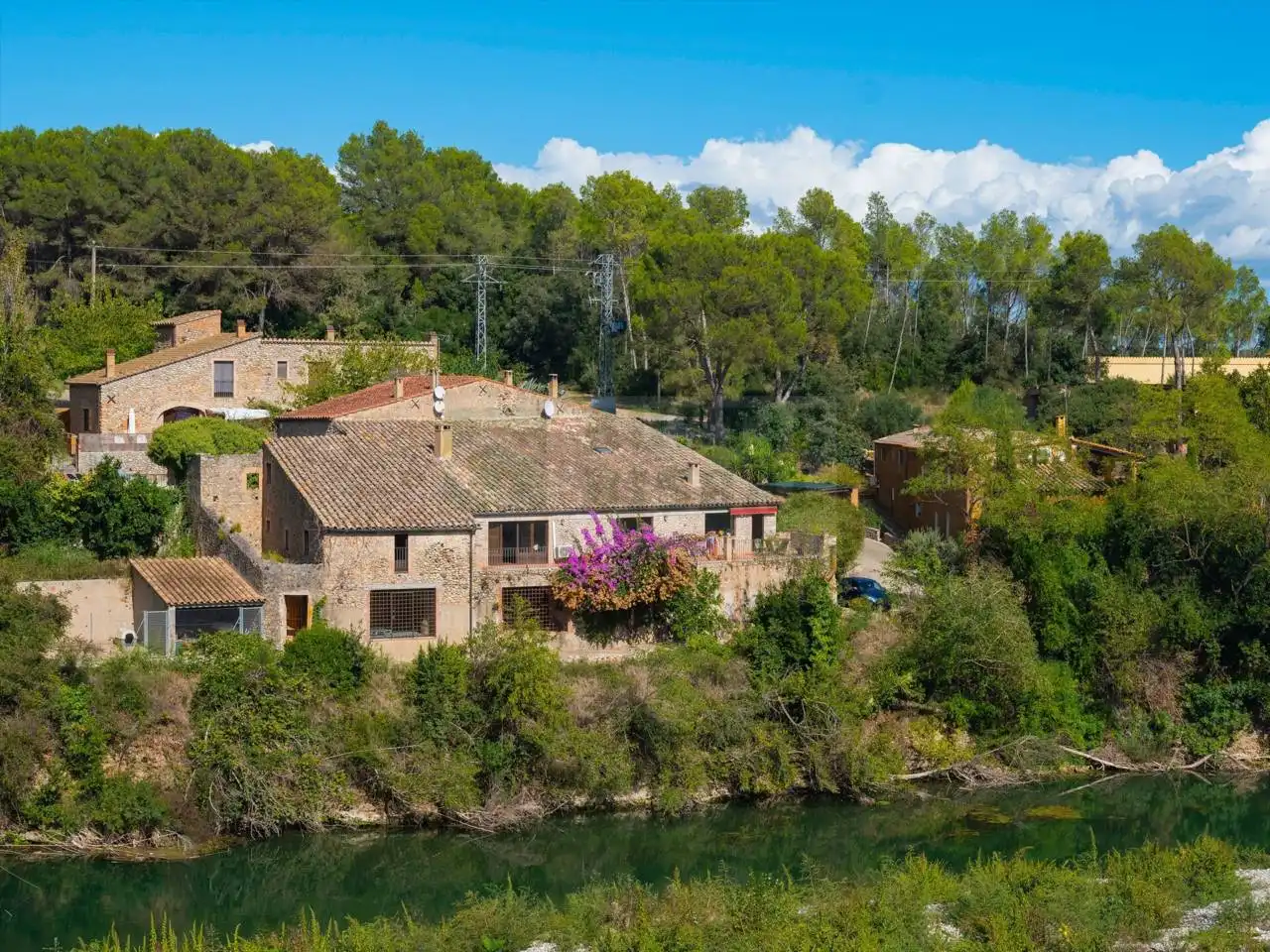 Vista exterior de Finca rústica en venta en Sant Miquel de Fluvià con Aire acondicionado, Calefacción y Terraza