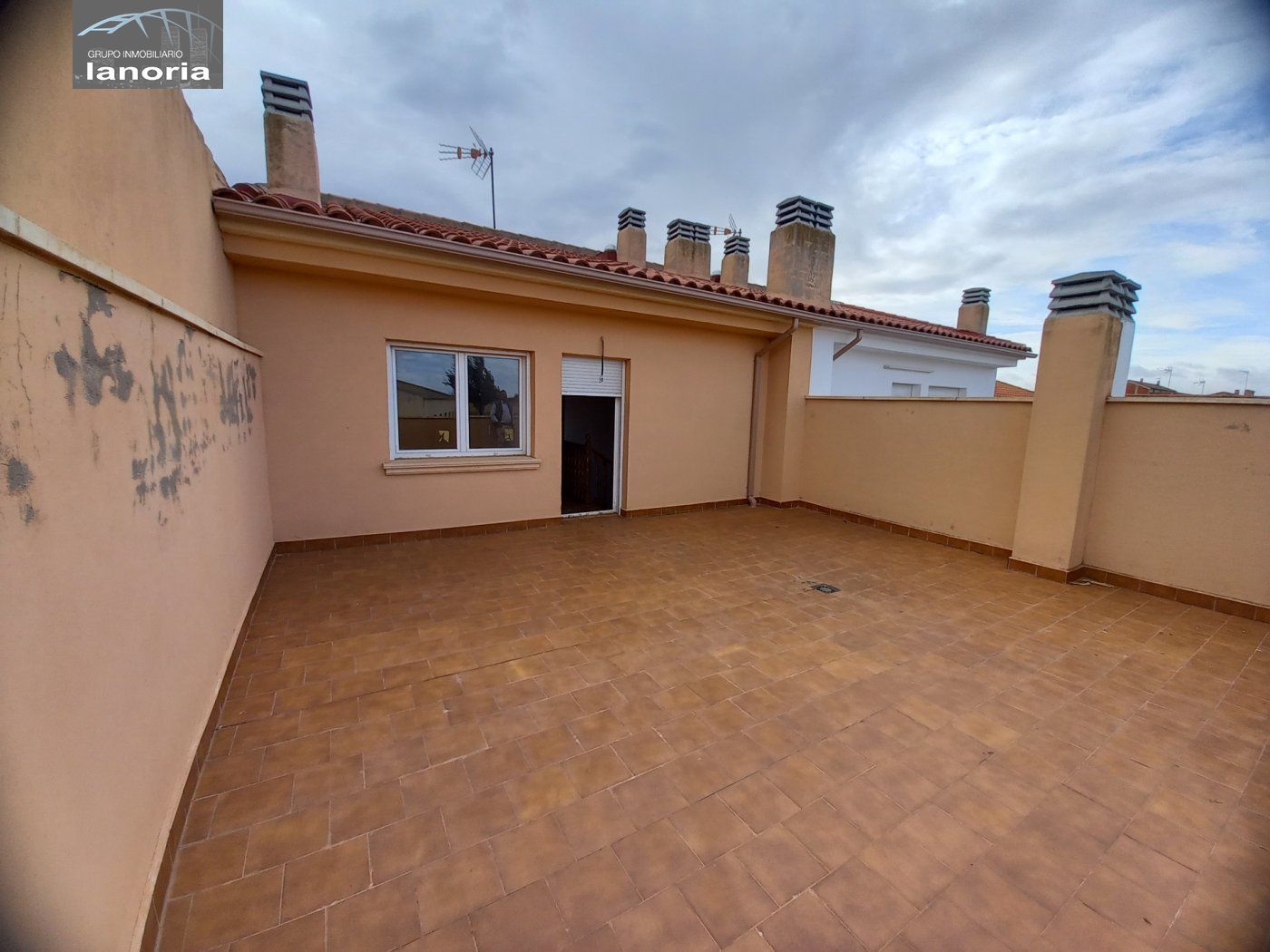 Casa adosada en venda a Pedanías - Extrarradio