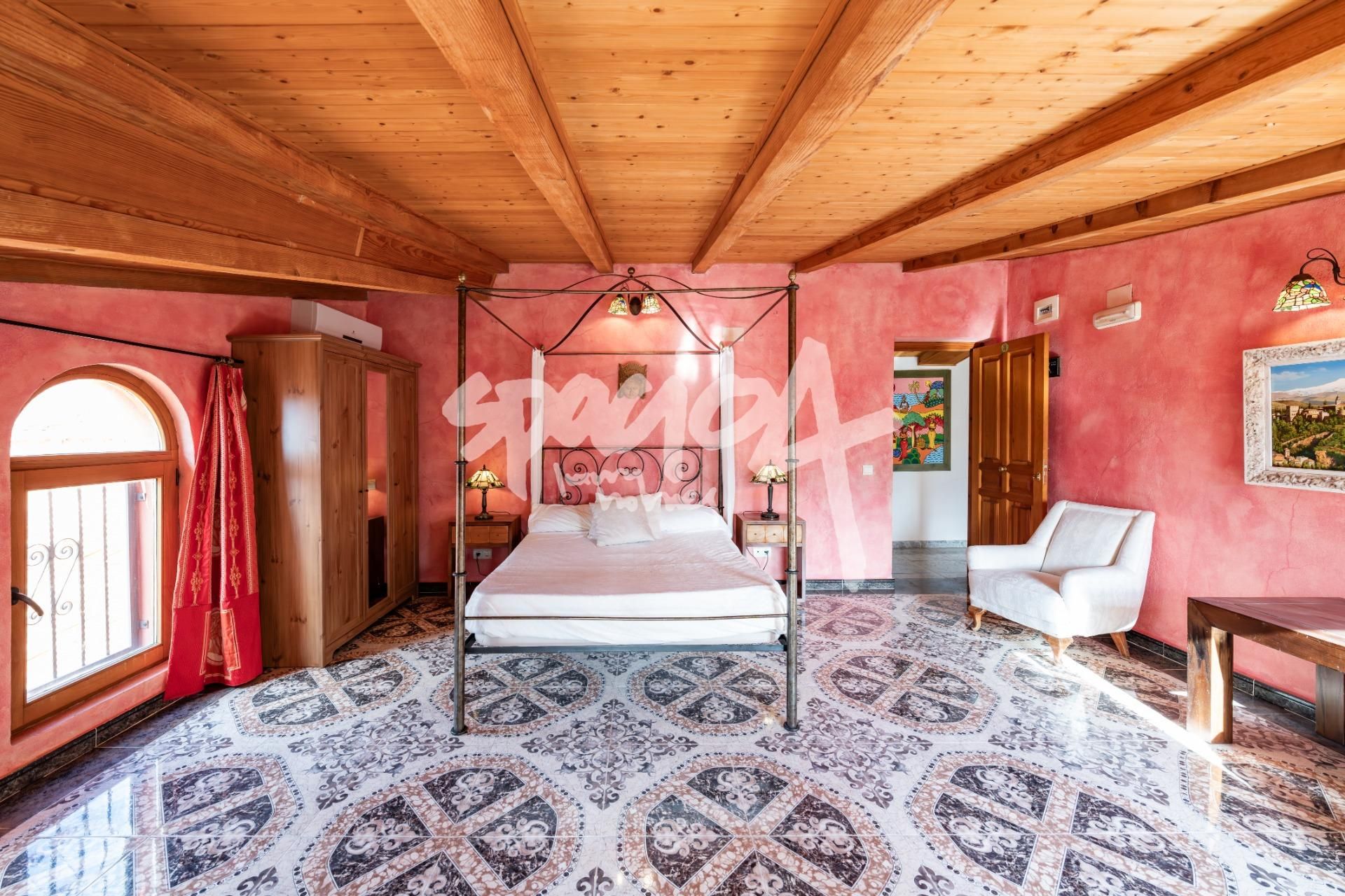 Dormitori de Finca rústica en venda en Robledo de Chavela amb Aire condicionat, Calefacció i Jardí privat