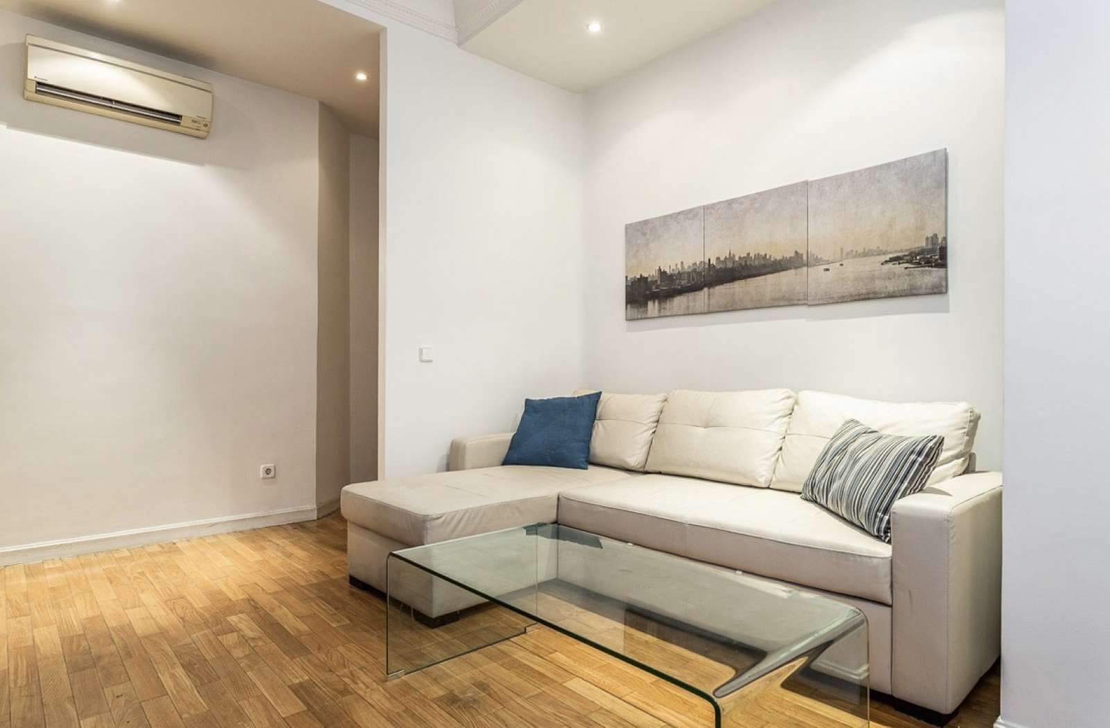 Apartament per a compartir a Castellana