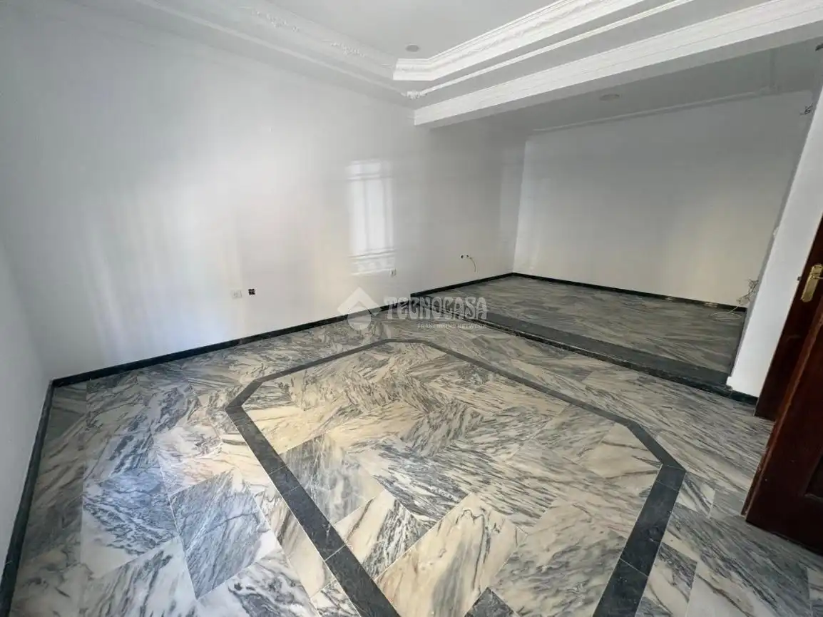 Casa adosada en venta en Chiclana de la Frontera con Terraza y Amueblado