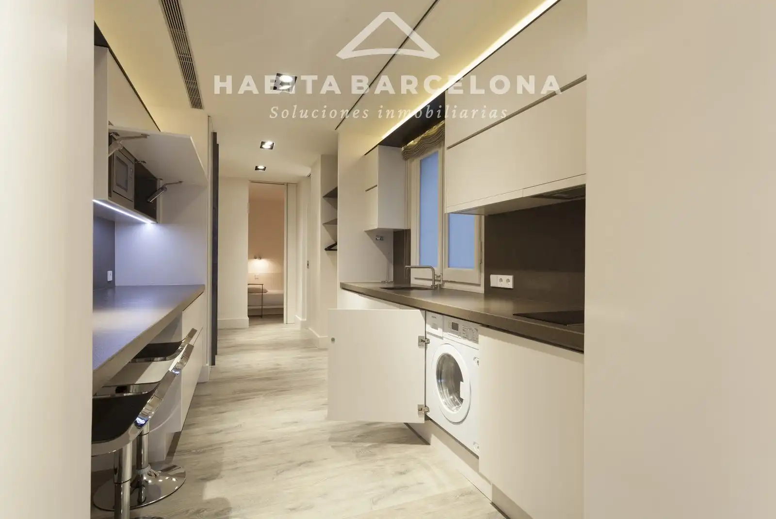 Kitchen of Flat for rent in Barcelona  with Air Conditioner, Heating and Parquet flooring