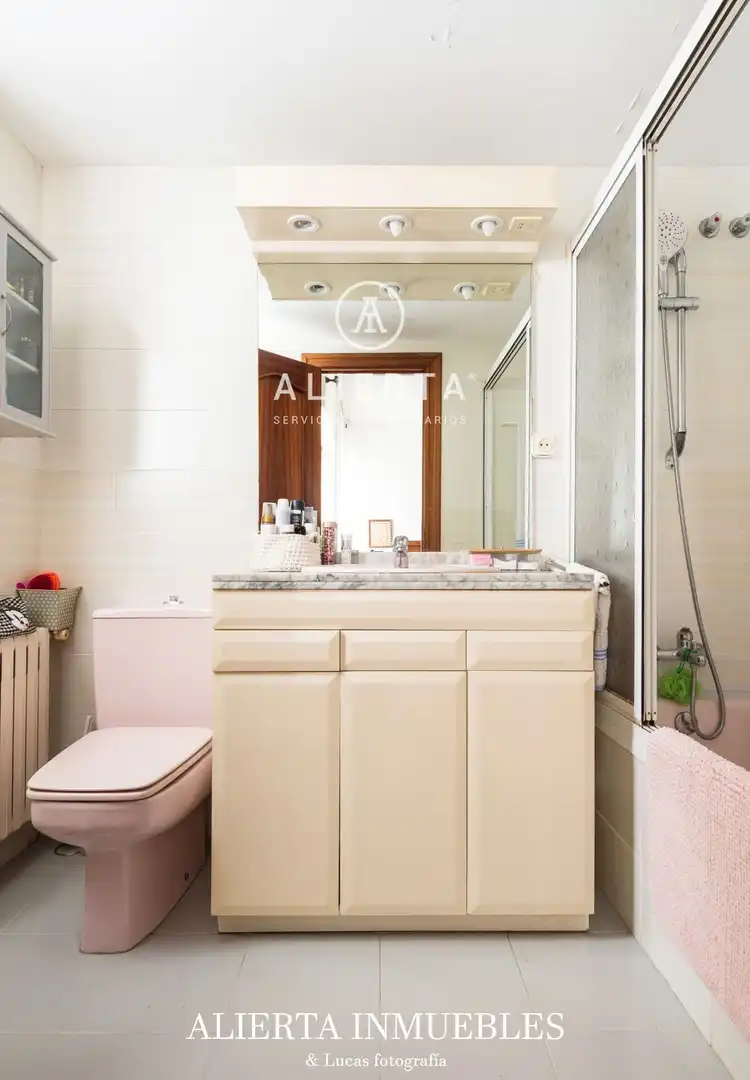 Baño de Piso en venta en Zaragoza con Aire acondicionado, Calefacción y Terraza